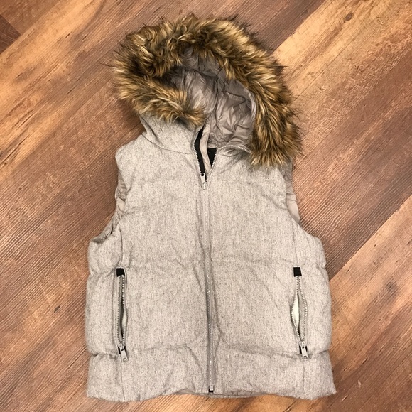 GAP Jackets & Blazers - GAP Winter Warmth Outdoor Edition Wool/Down Vest